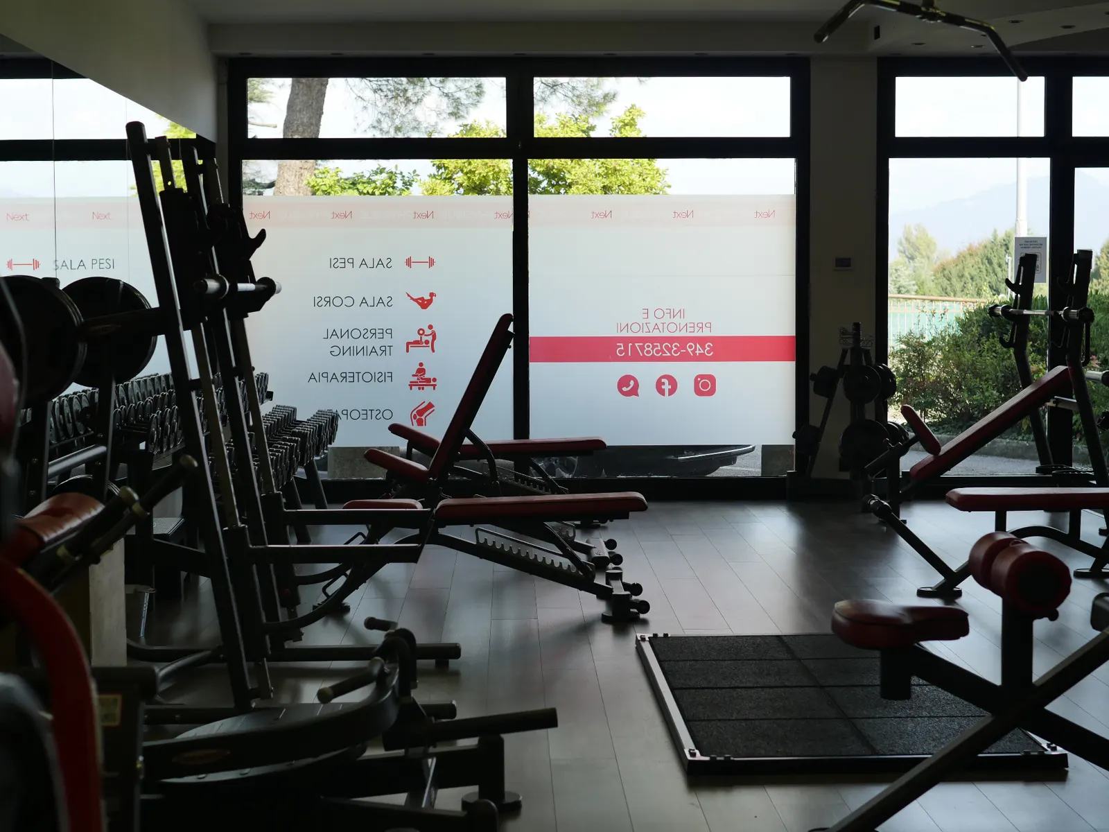 Panoramica della sala pesi Next Physique